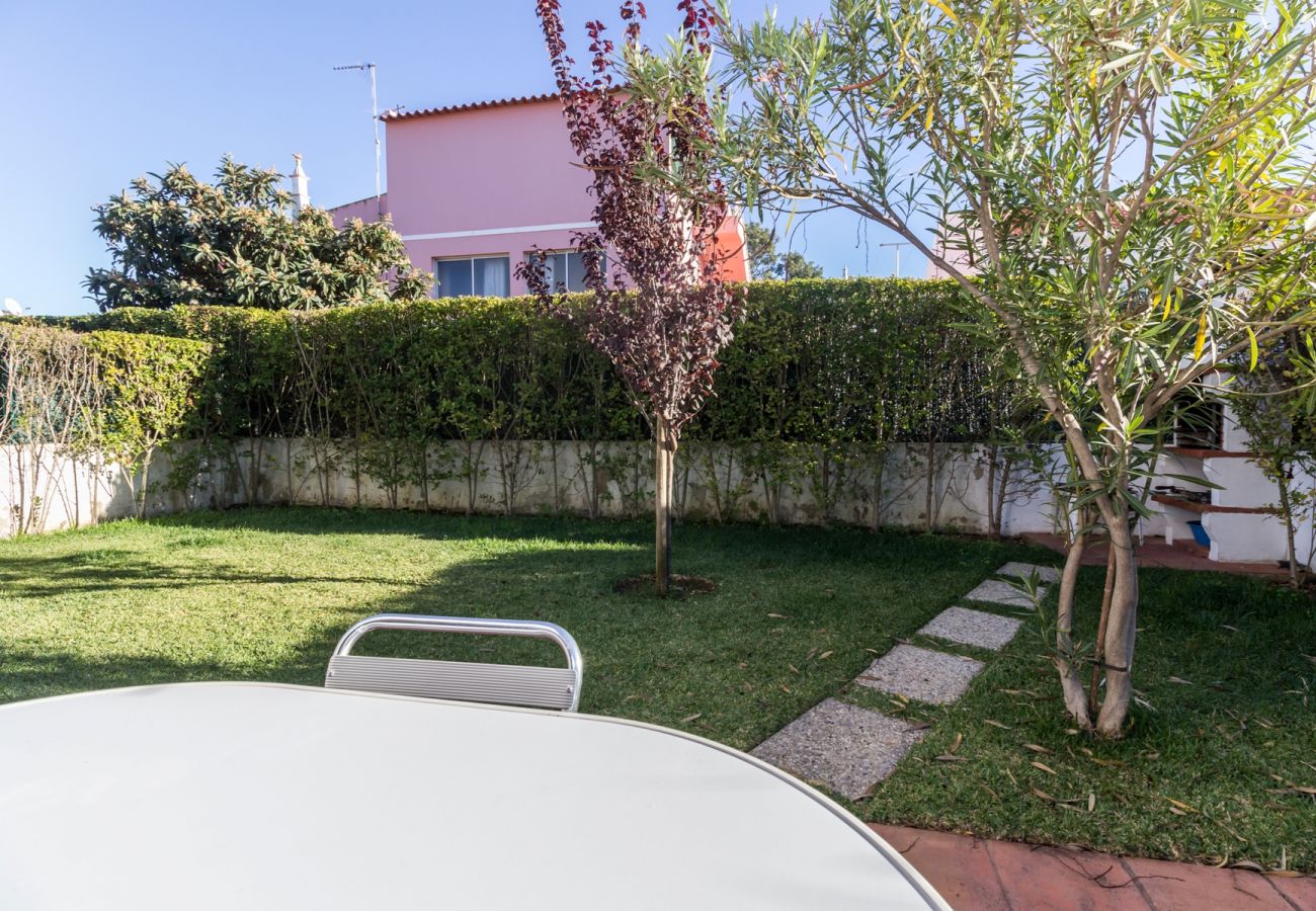 Casa em Manta Rota - Moradia V3 com jardim e Wi-Fi by ALGARVEMANTA (56V3)