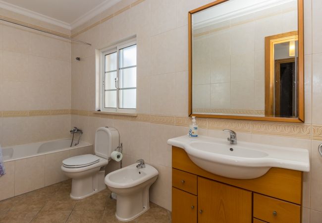 Condomínio em Manta Rota - Moradia de 4 quartos em condomínio com piscina by AlgarveManta (4V4) Condomínio em Manta Rota - Moradia de 4 quartos em condomínio com piscina by AlgarveManta (4V4)