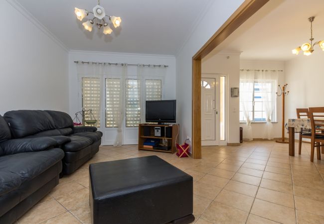 Condomínio em Manta Rota - Moradia de 4 quartos em condomínio com piscina by AlgarveManta (4V4) Condomínio em Manta Rota - Moradia de 4 quartos em condomínio com piscina by AlgarveManta (4V4)