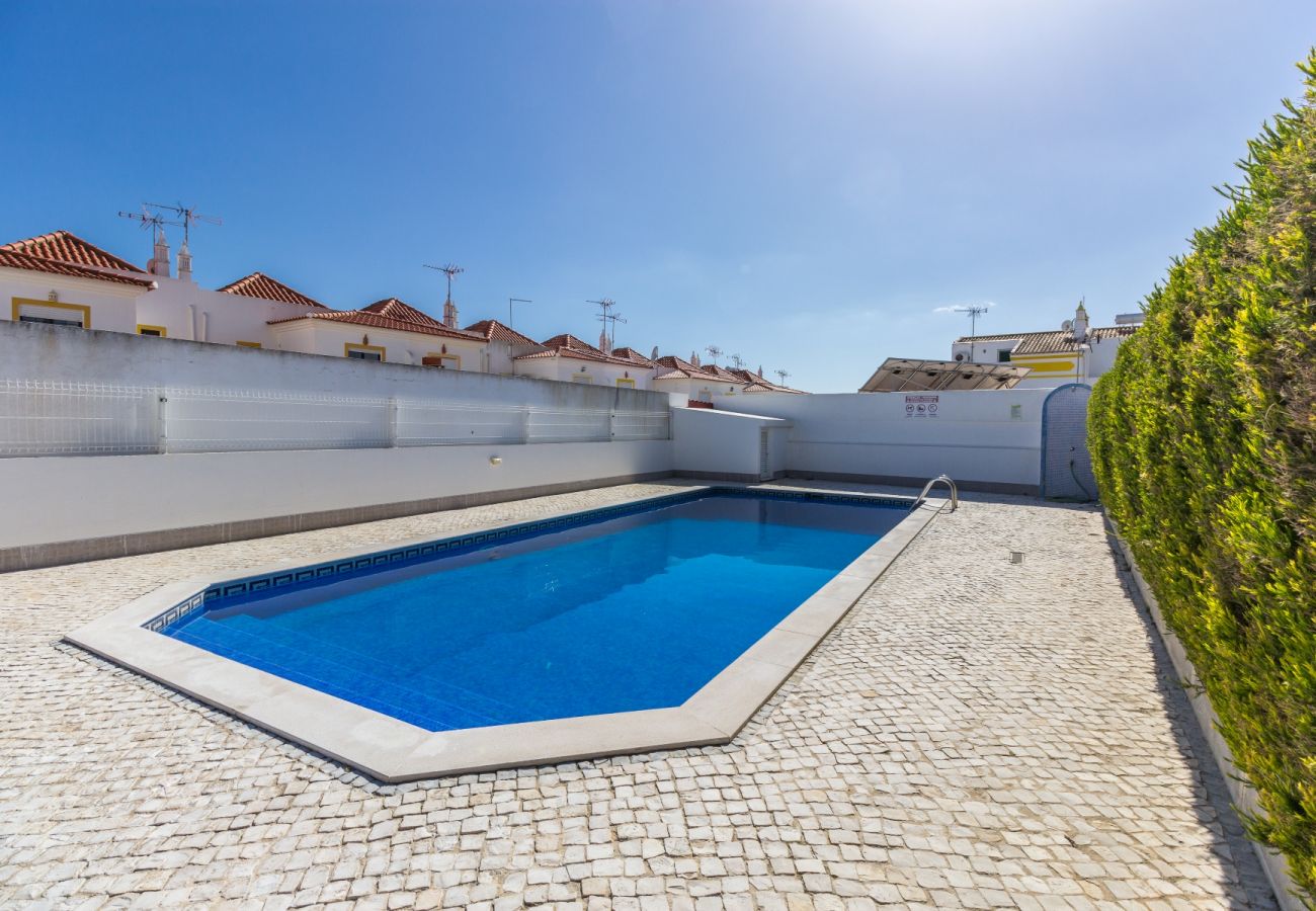 Condomínio em Manta Rota - Moradia de 4 quartos em condomínio com piscina by AlgarveManta (4V4)