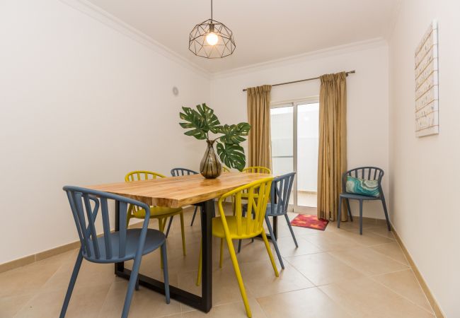 Condomínio em Manta Rota - 14V4