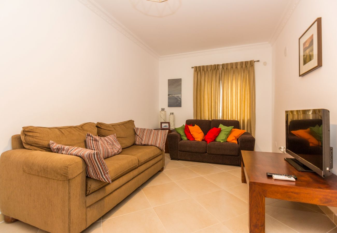 Condomínio em Manta Rota - 14V4