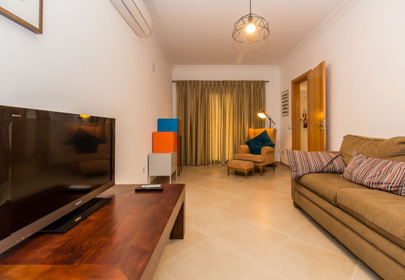 Condomínio em Manta Rota - 14V4