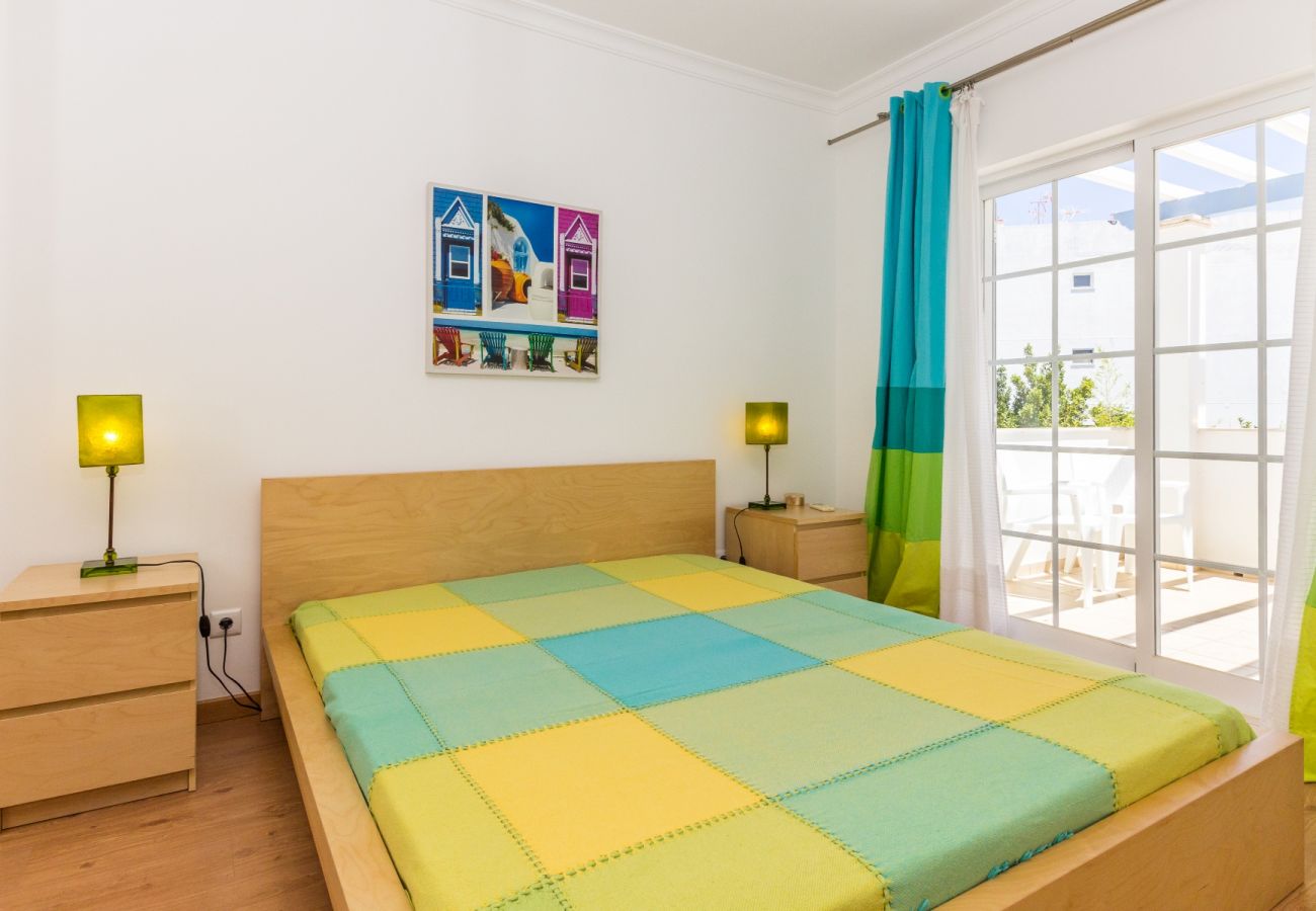 Condomínio em Manta Rota - Moradia de 4 quartos em condominio com piscina by AlgarveManta (17V4)