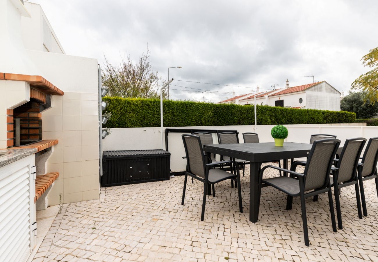 Casa geminada em Manta Rota - Moradia moderna a 6 minutos da praia by AlgarveManta (34V3)