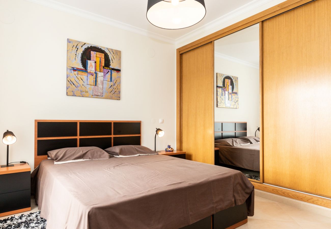 Casa geminada em Manta Rota - Moradia moderna a 6 minutos da praia by AlgarveManta (34V3)