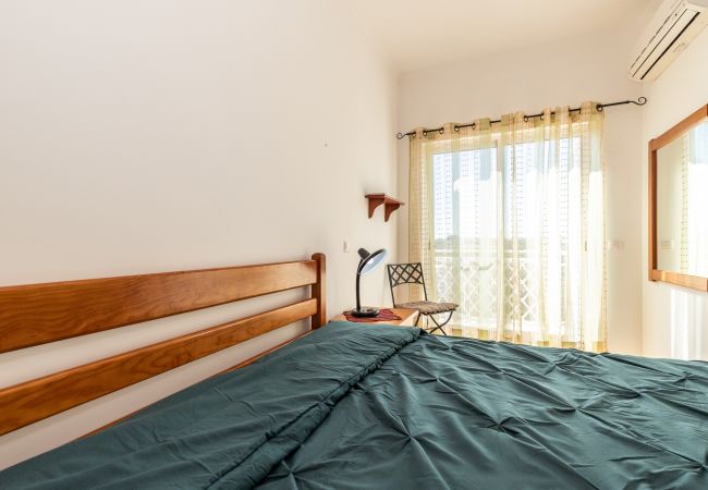 Casa geminada em Manta Rota - 17V2