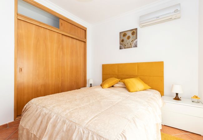 Casa em Manta Rota - Moradia com pisicna privada by AlgarveManta (7v4) Casa em Manta Rota - Moradia com pisicna privada by AlgarveManta (7v4)