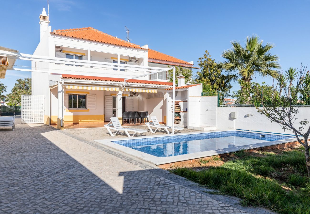 Casa em Manta Rota - Moradia com pisicna privada by AlgarveManta (7v4)