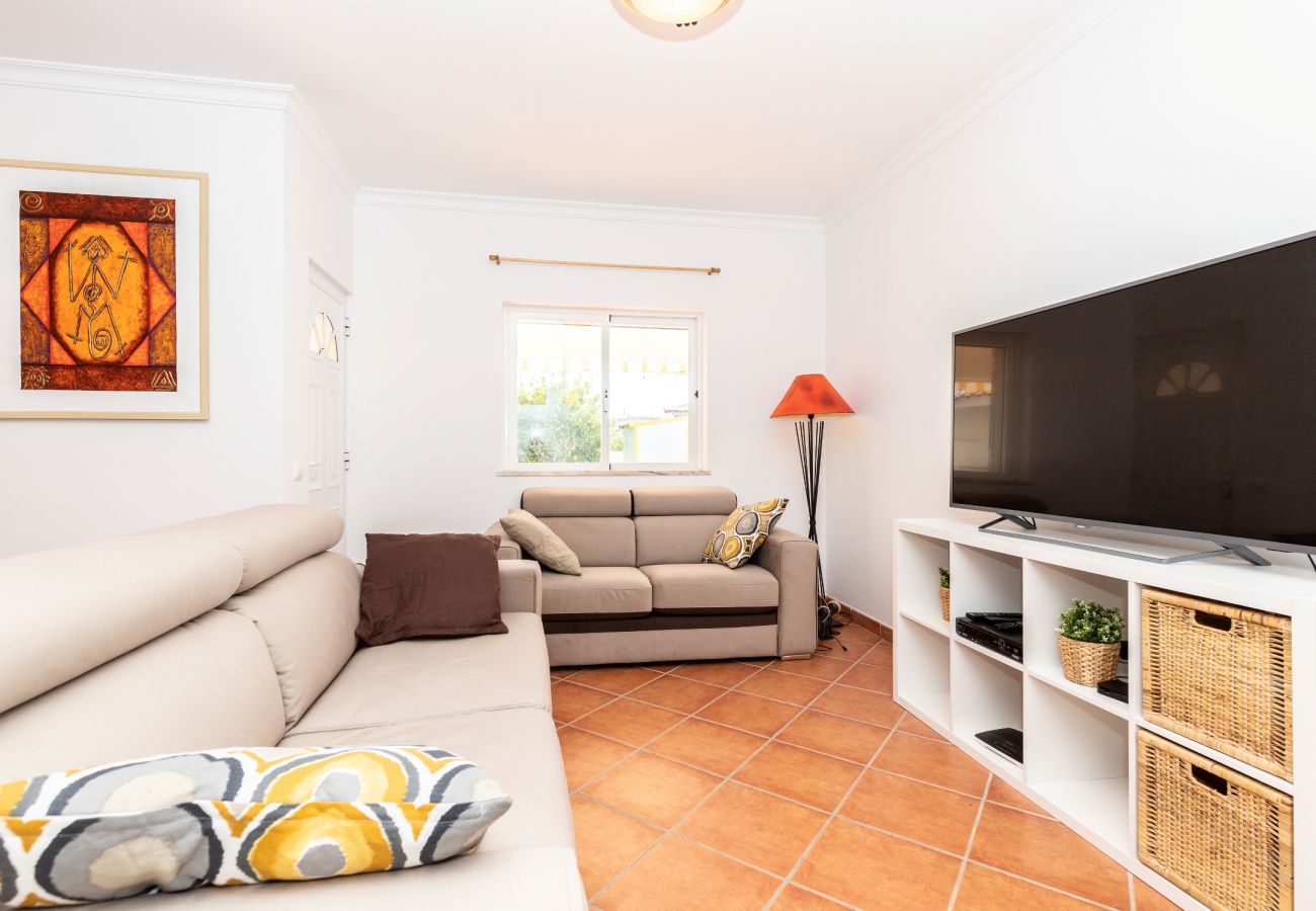 Casa em Manta Rota - Moradia com pisicna privada by AlgarveManta (7v4)