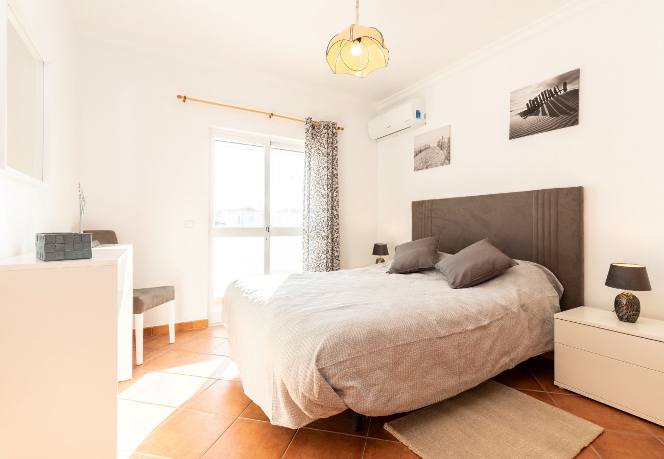 Casa em Manta Rota - Moradia com pisicna privada by AlgarveManta (7v4)