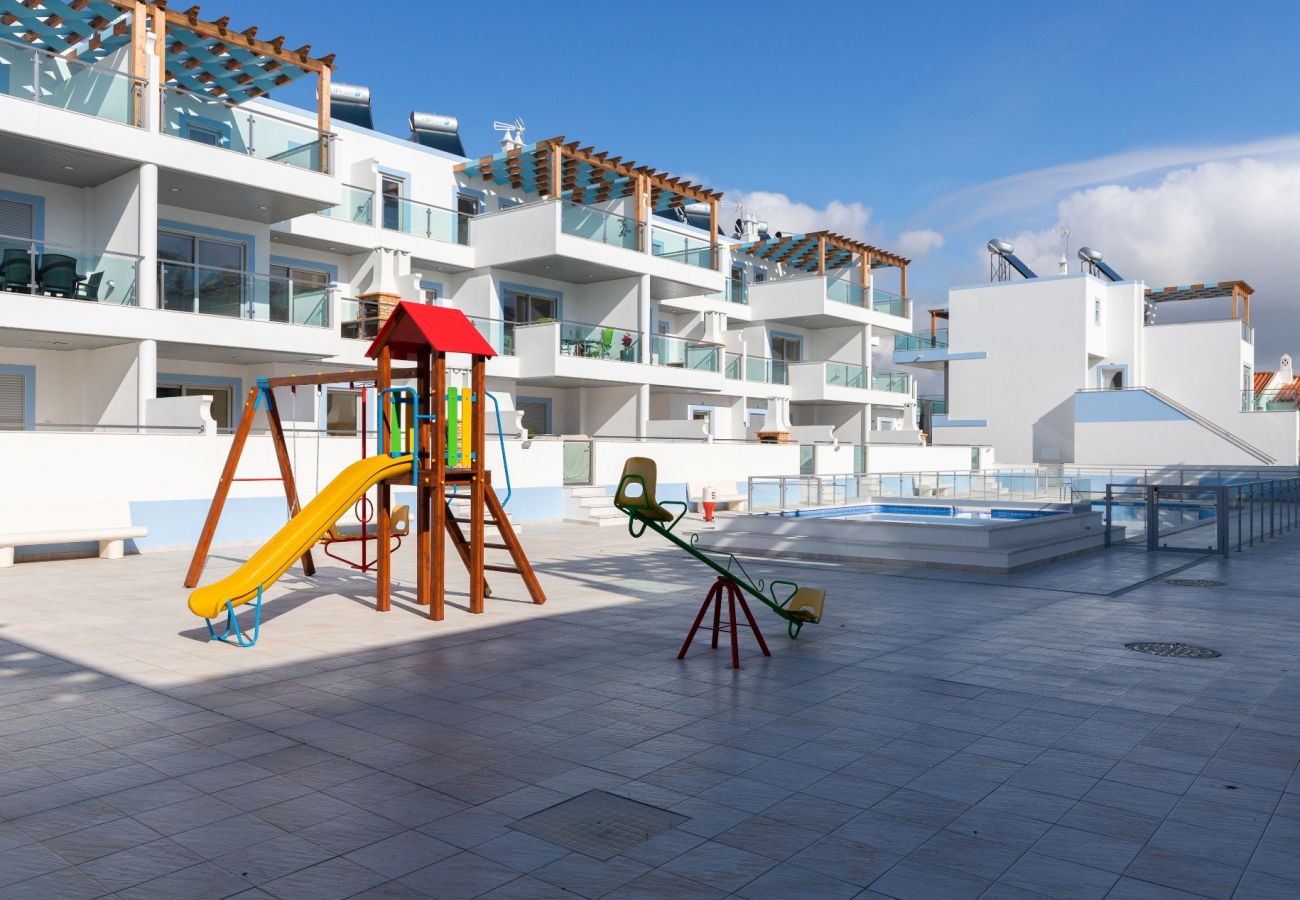 Apartamento em Manta Rota -  Apartamento em condomínio com piscina a 700m da praia by AlgarveManta (1T3)