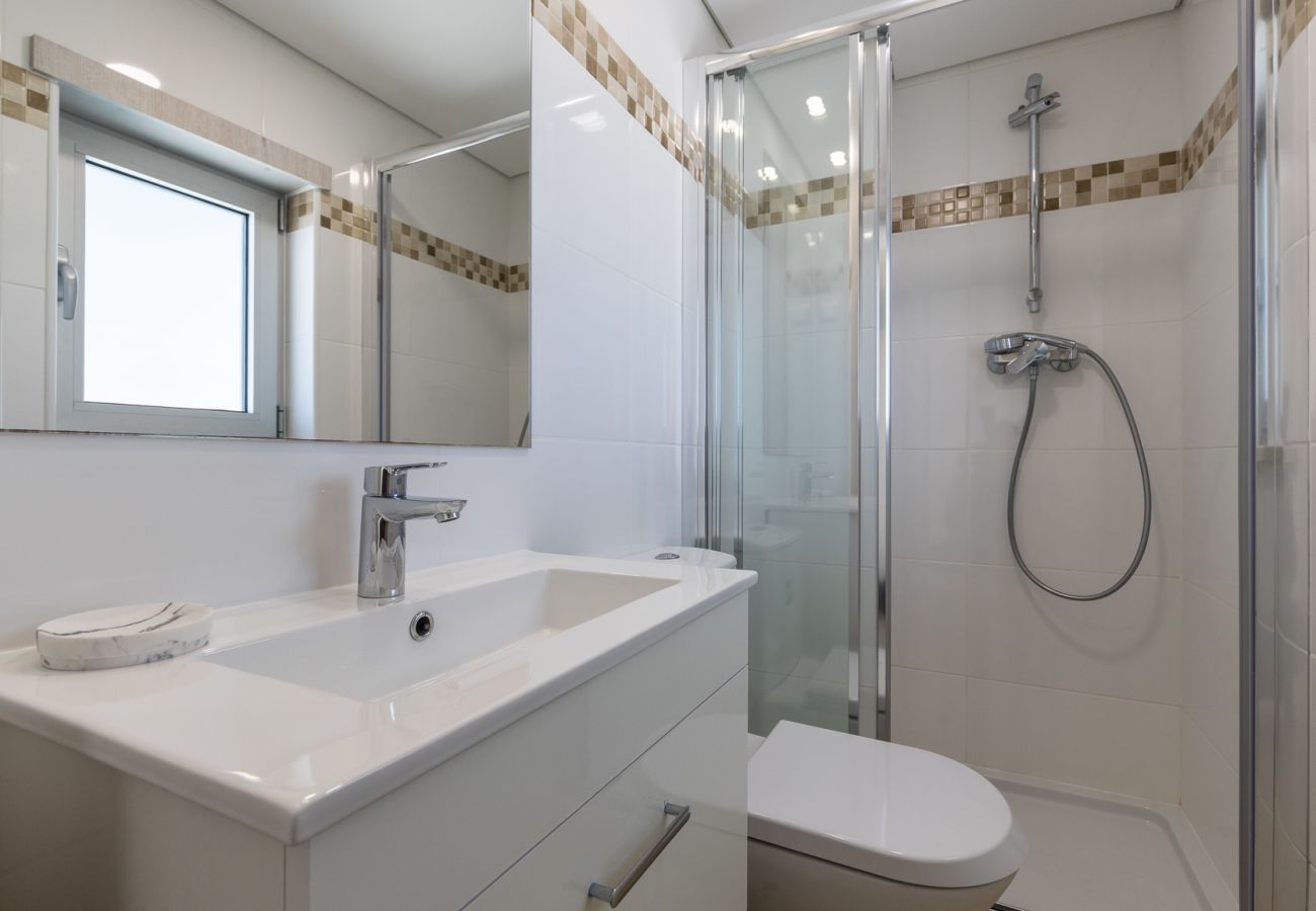 Apartamento em Manta Rota -  Apartamento em condomínio com piscina a 700m da praia by AlgarveManta (1T3)