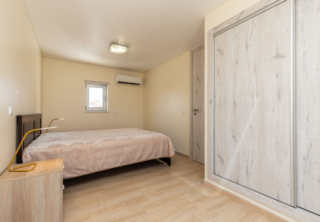 Apartamento em Manta Rota -  Apartamento em condomínio com piscina a 700m da praia by AlgarveManta (1T3)