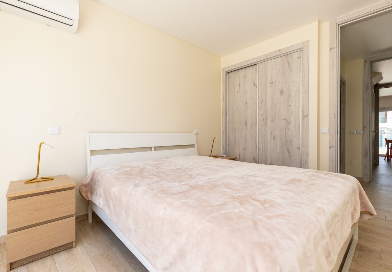 Apartamento em Manta Rota -  Apartamento em condomínio com piscina a 700m da praia by AlgarveManta (1T3)