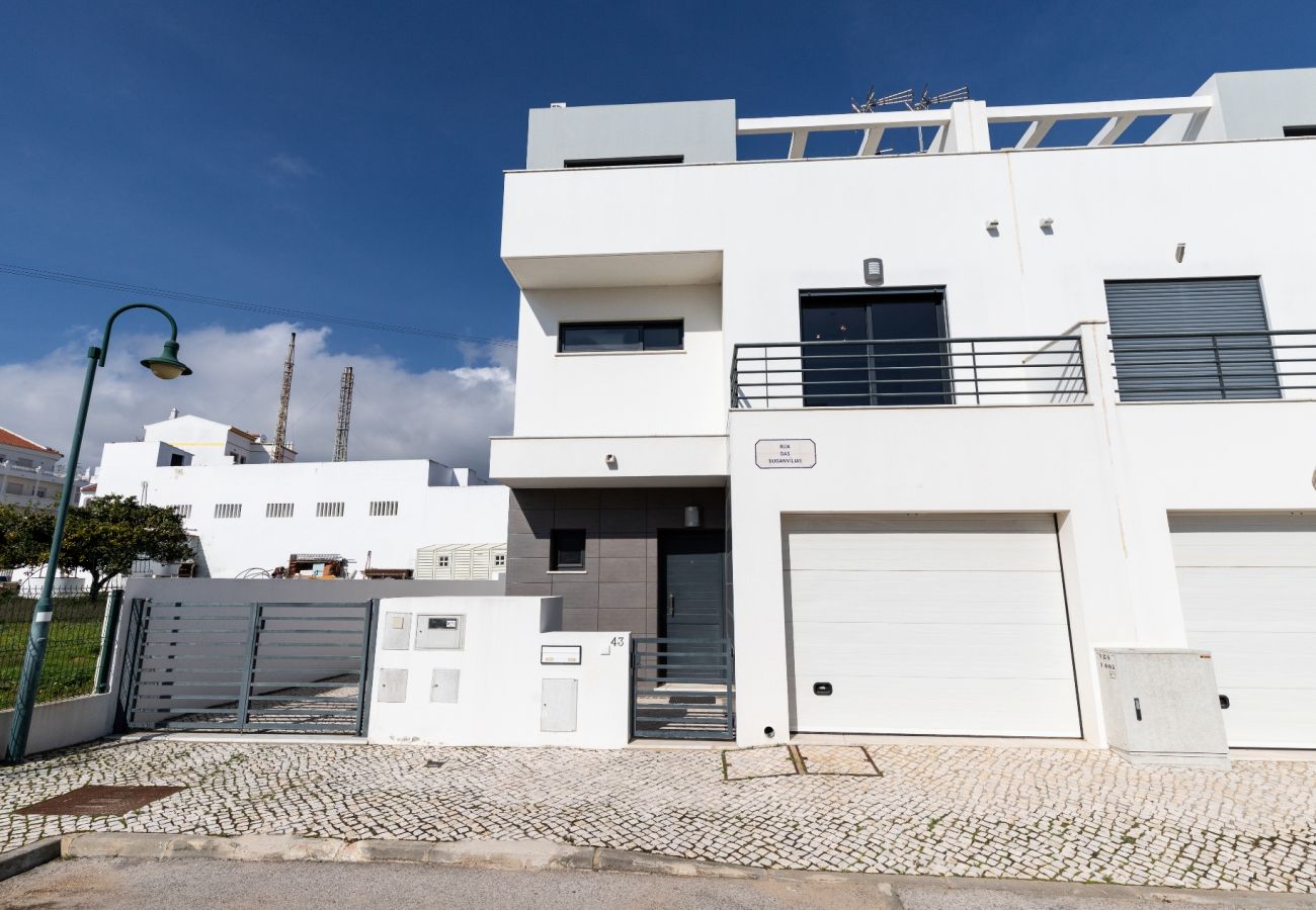 Casa em Vila Nova de Cacela - Moradia V4 com Piscina Privada em Vila Nova de Cacela by AlgarveManta (3V4)