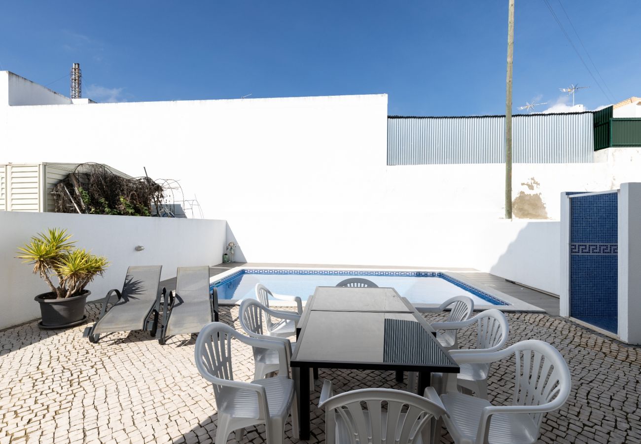 Casa em Vila Nova de Cacela - Moradia V4 com Piscina Privada em Vila Nova de Cacela by AlgarveManta (3V4)