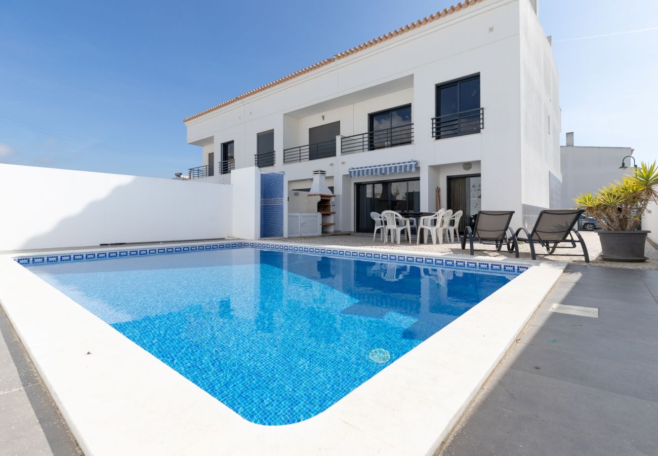 Casa em Vila Nova de Cacela - Moradia V4 com Piscina Privada em Vila Nova de Cacela by AlgarveManta (3V4)