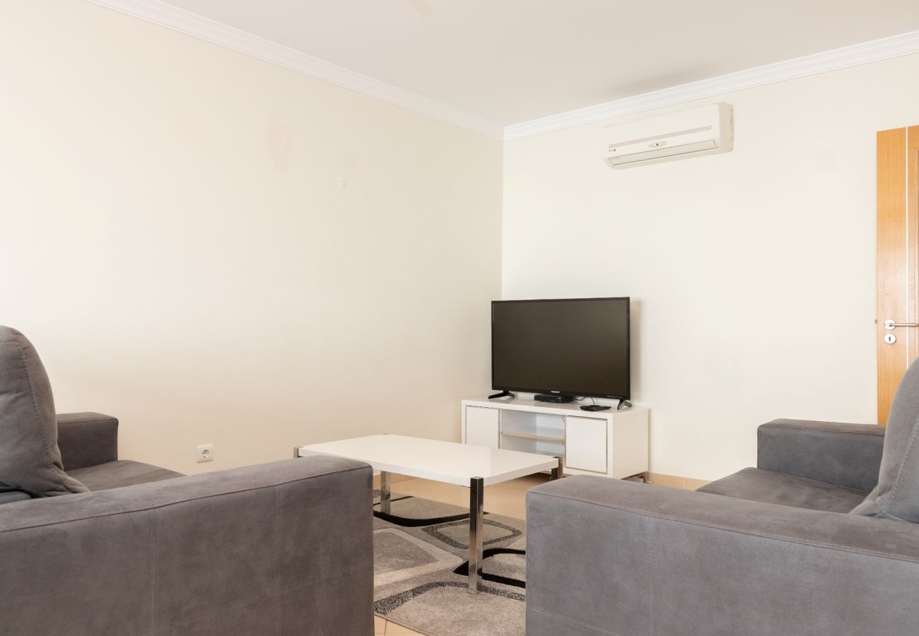 Casa em Vila Nova de Cacela - Moradia V4 com Piscina Privada em Vila Nova de Cacela by AlgarveManta (3V4)