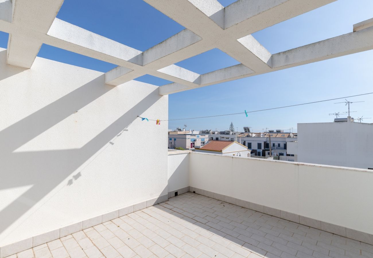 Casa em Vila Nova de Cacela - Moradia V4 com Piscina Privada em Vila Nova de Cacela by AlgarveManta (3V4)