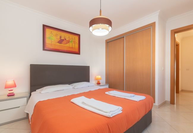 Apartamento em Manta Rota - Apartamento em condomínio com piscina a 100m da praia by AlgarveManta (6T3) Apartamento em Manta Rota - Apartamento em condomínio com piscina a 100m da praia by AlgarveManta (6T3)
