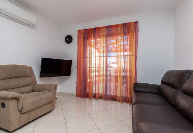 Apartamento em Manta Rota - Apartamento em condomínio com piscina a 100m da praia by AlgarveManta (6T3) Apartamento em Manta Rota - Apartamento em condomínio com piscina a 100m da praia by AlgarveManta (6T3)
