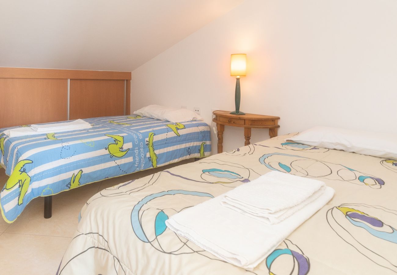 Apartamento em Manta Rota - Apartamento em condomínio com piscina a 100m da praia by AlgarveManta (6T3)