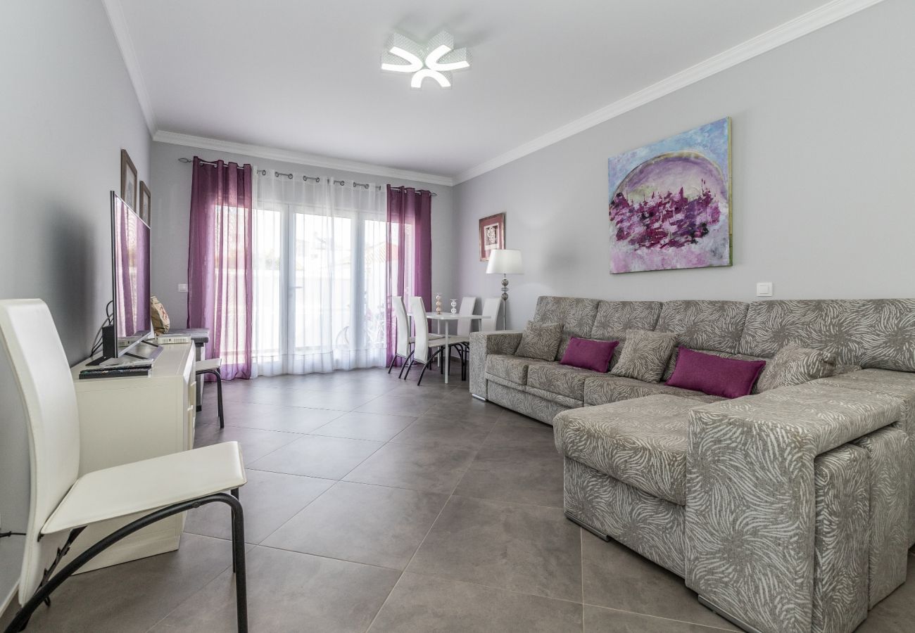 Casa em Manta Rota - Moradia com WIFI e piscina Privada by AlgarveManta (1V6)