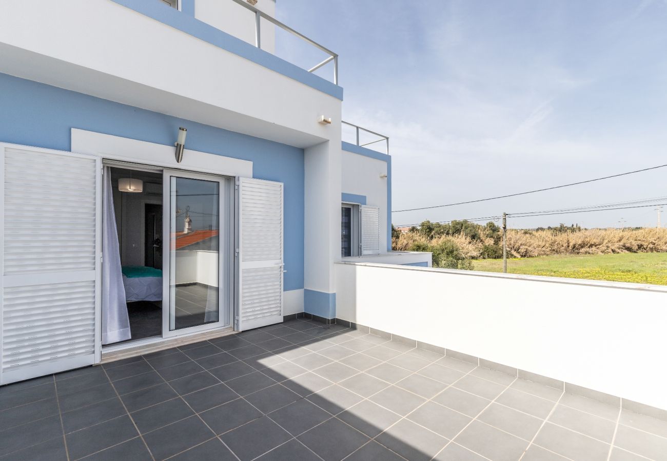 Casa em Manta Rota - Moradia com WIFI e piscina Privada by AlgarveManta (1V6)