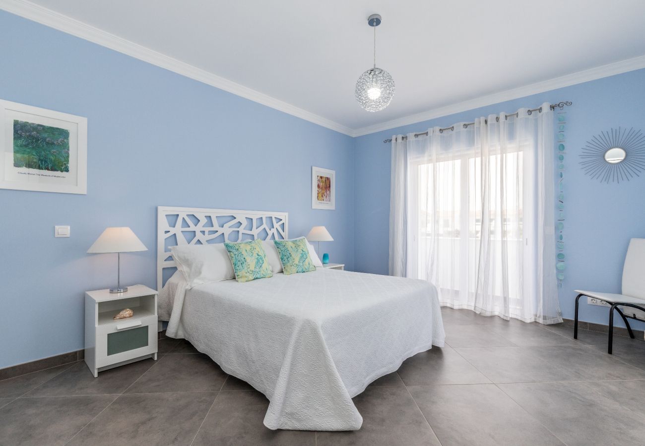Casa em Manta Rota - Moradia com WIFI e piscina Privada by AlgarveManta (1V6)