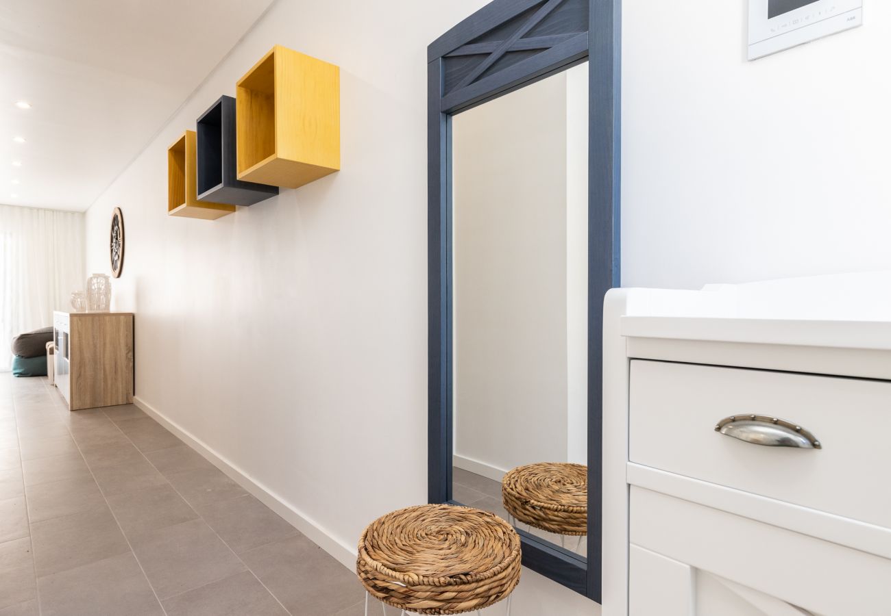 Casa geminada em Manta Rota - Moradia 4 quartos com piscina em condomínio by AlgarveManta (6V4)