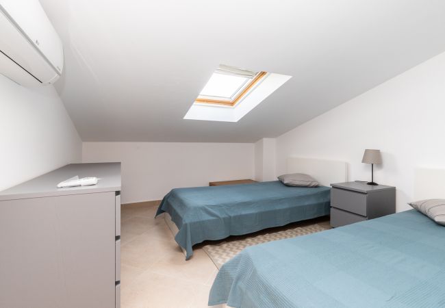 Condomínio em Manta Rota - Moradia  em condomínio com piscina e WIFI by AlgarveManta (8V4) Condomínio em Manta Rota - Moradia  em condomínio com piscina e WIFI by AlgarveManta (8V4)