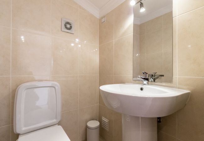 Condomínio em Manta Rota - Moradia  em condomínio com piscina e WIFI by AlgarveManta (8V4) Condomínio em Manta Rota - Moradia  em condomínio com piscina e WIFI by AlgarveManta (8V4)