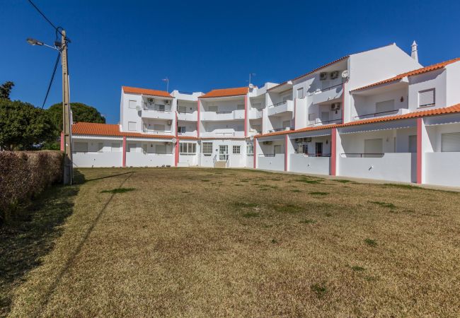Apartamento em Manta Rota - Apartamento T1 300m da Praia da Lota by AlgarveManta (2T1) Apartamento em Manta Rota - Apartamento T1 300m da Praia da Lota by AlgarveManta (2T1)