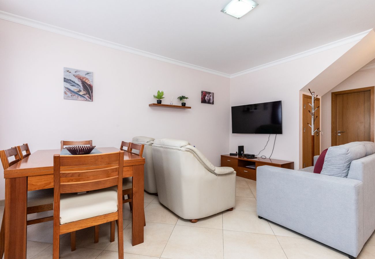 Casa geminada em Manta Rota - Moradia de 4 quartos em Condominio com piscina by AlgarveManta (9V4)