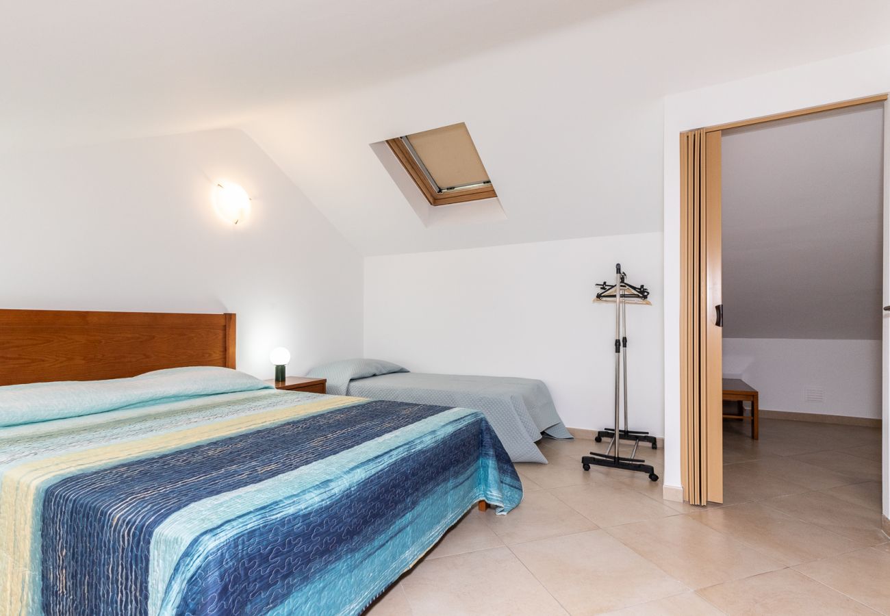 Casa geminada em Manta Rota - Moradia de 4 quartos em Condominio com piscina by AlgarveManta (9V4)