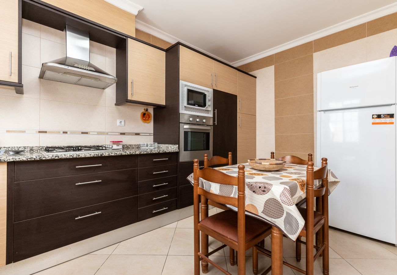 Casa geminada em Manta Rota - Moradia de 4 quartos em Condominio com piscina by AlgarveManta (9V4)