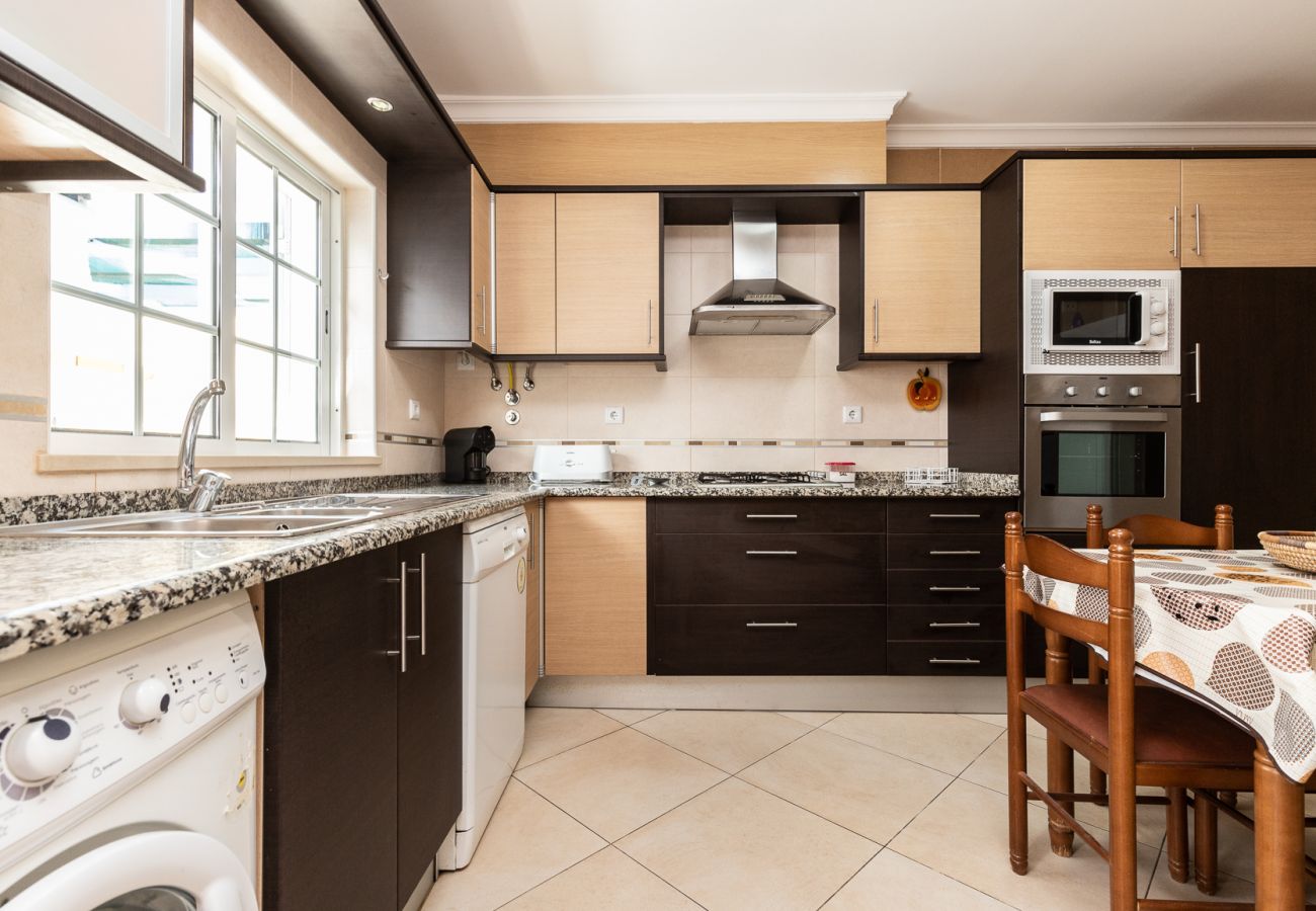 Casa geminada em Manta Rota - Moradia de 4 quartos em Condominio com piscina by AlgarveManta (9V4)