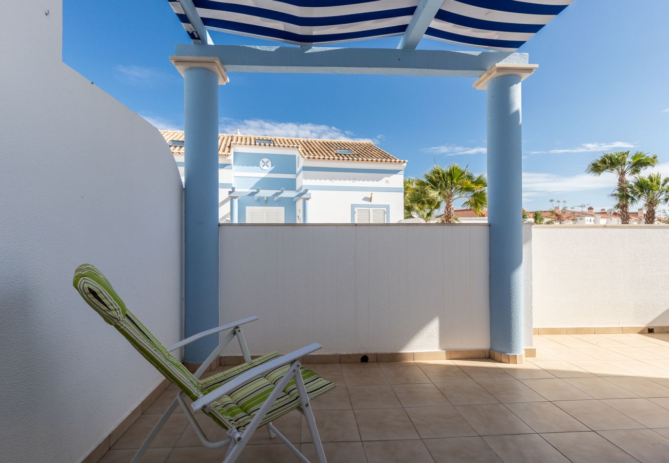 Casa geminada em Manta Rota - Moradia de 4 quartos em Condominio com piscina by AlgarveManta (9V4)