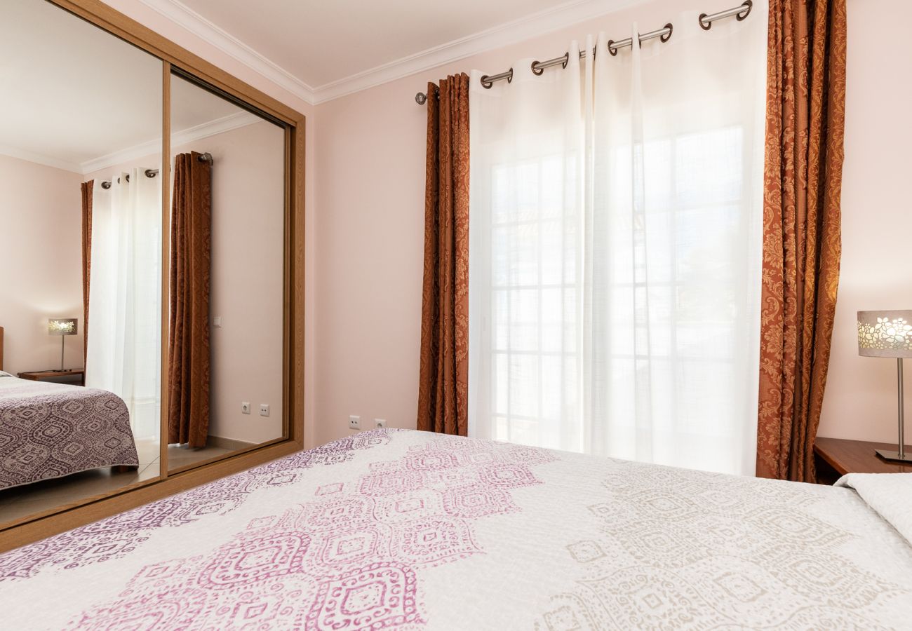 Casa geminada em Manta Rota - Moradia de 4 quartos em Condominio com piscina by AlgarveManta (9V4)