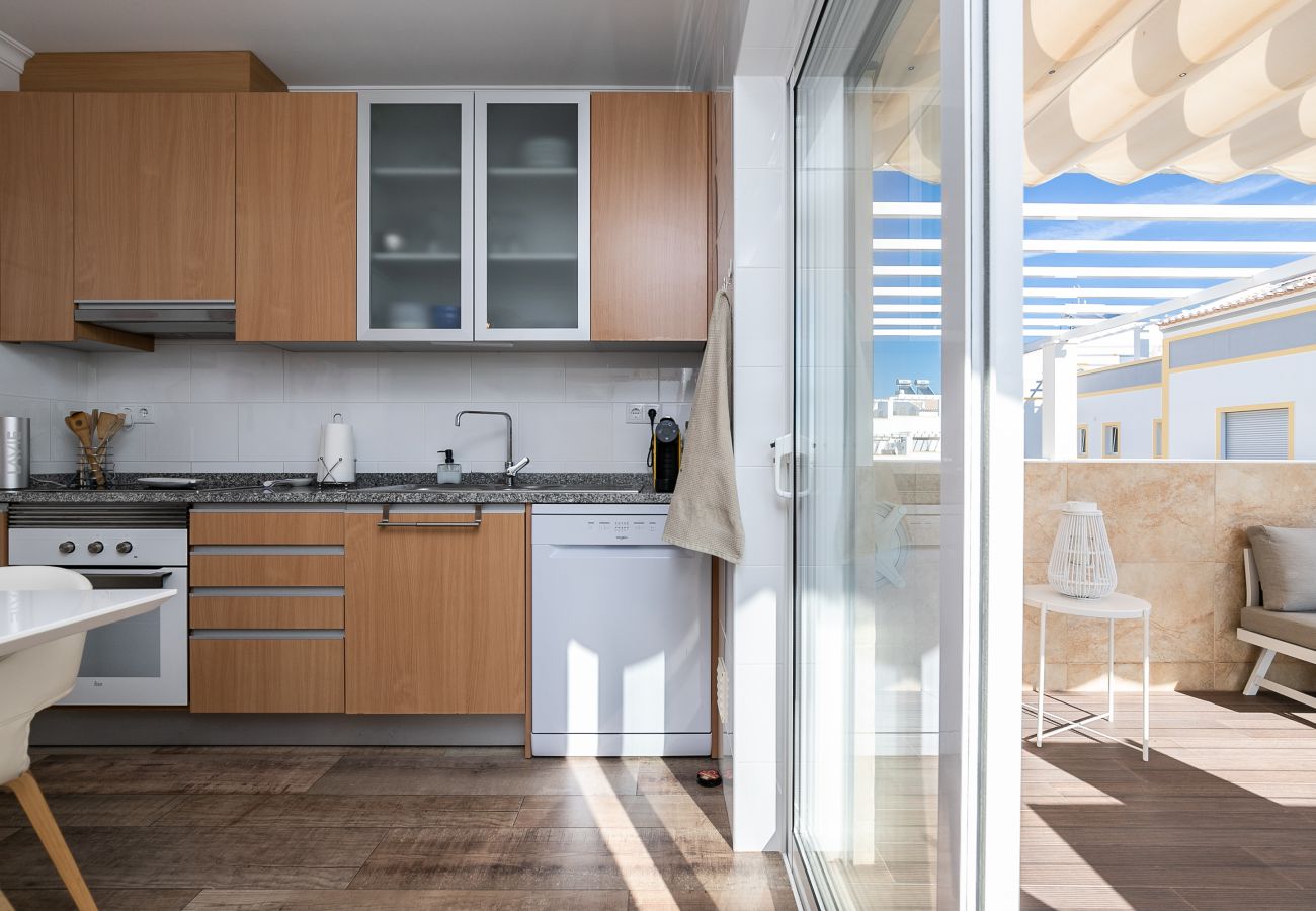 Apartamento em Manta Rota - Apartamento em condomínio com piscina a 50m da praia by AlgarveManta (6T2)