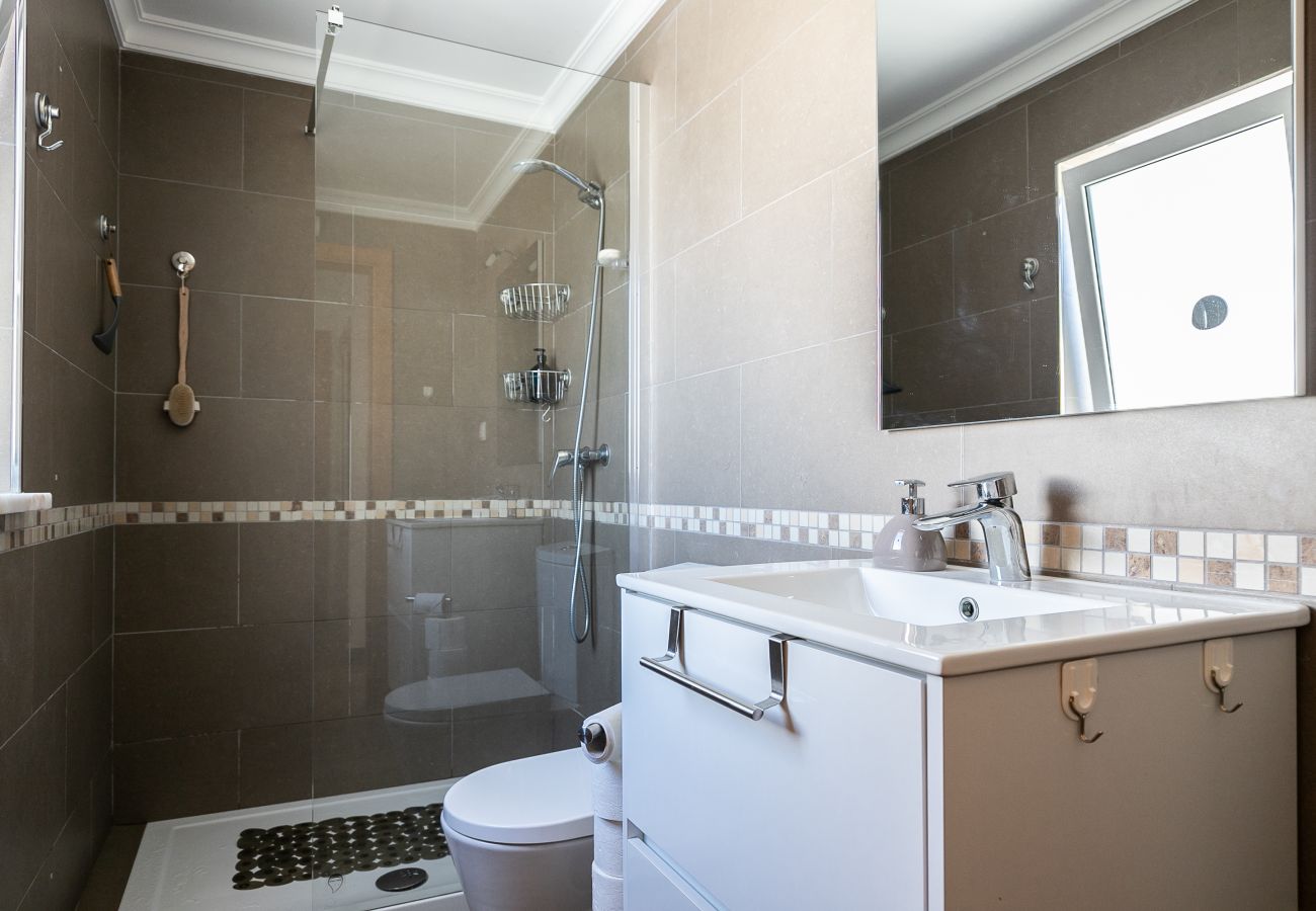 Apartamento em Manta Rota - Apartamento em condomínio com piscina a 50m da praia by AlgarveManta (6T2)