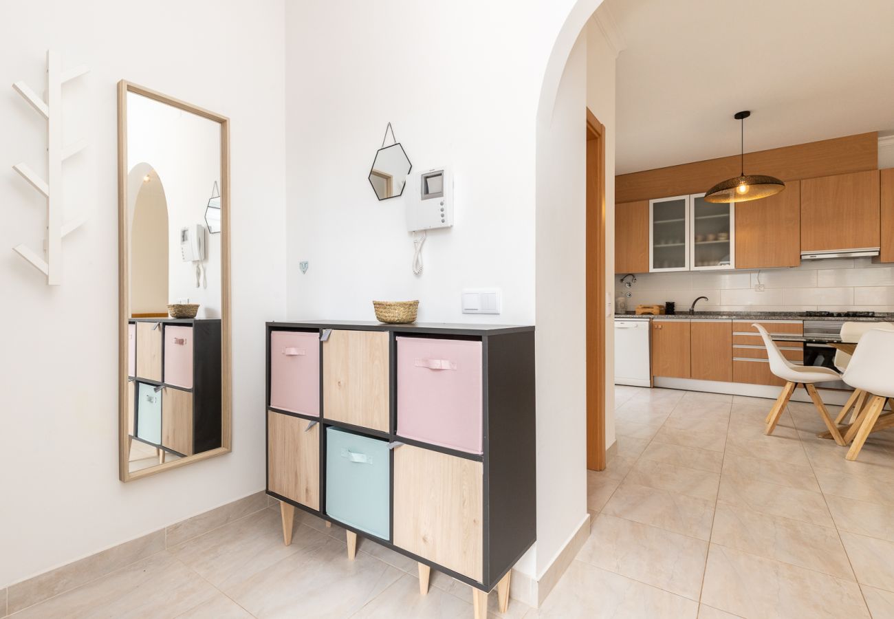 Apartamento em Manta Rota - Apartamento em condominio com piscina a 50m da praia by AlgarveManta (9T2)