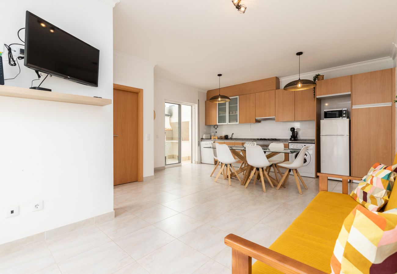 Apartamento em Manta Rota - Apartamento em condominio com piscina a 50m da praia by AlgarveManta (9T2)