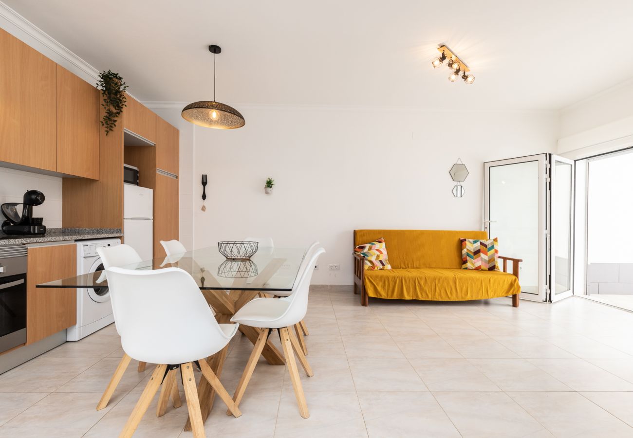 Apartamento em Manta Rota - Apartamento em condominio com piscina a 50m da praia by AlgarveManta (9T2)