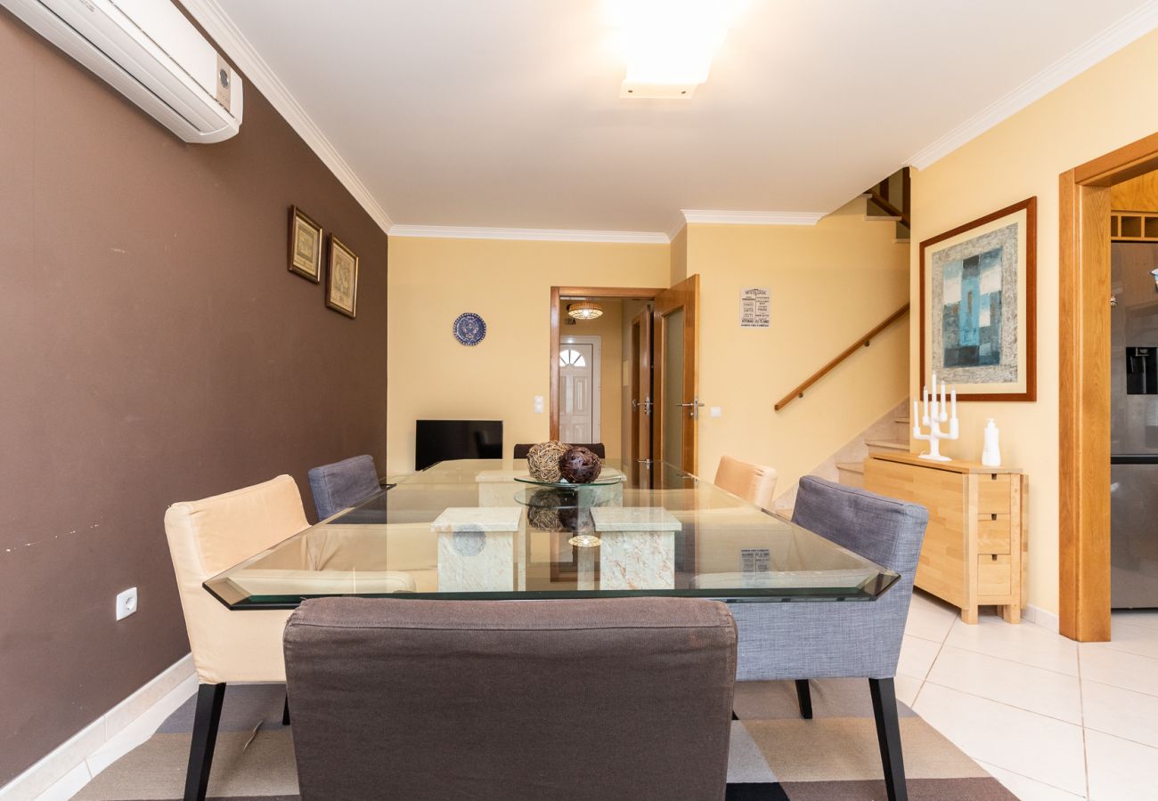 Villa em Manta Rota - Moradia V3 com piscina privada e Wi-Fi by AlgarveManta (13V3)