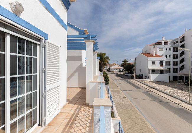 Villa em Manta Rota - Moradia V3 condominio com piscina by AlgarveManta (17V3) Villa em Manta Rota - Moradia V3 condominio com piscina by AlgarveManta (17V3)