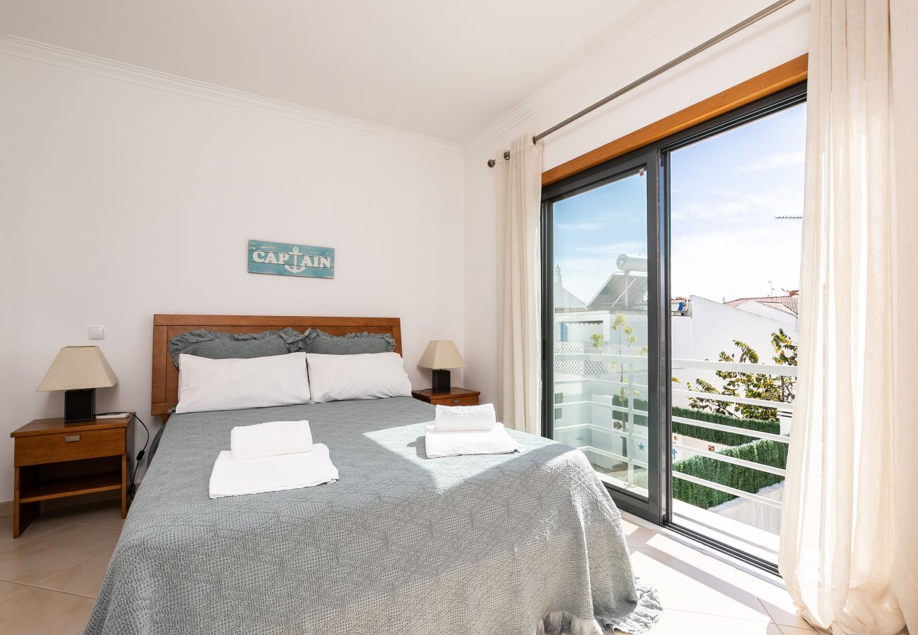 Casa geminada em Manta Rota - Moradia com 3 quartos a 50m da praia com Pátio by AlgarveManta (15V3)