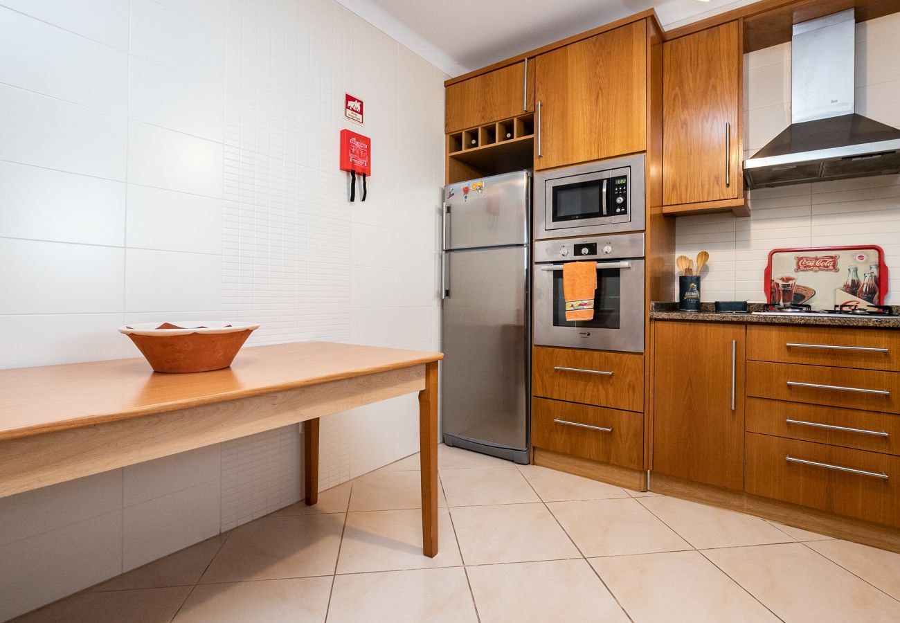 Casa geminada em Manta Rota - Moradia com 3 quartos a 50m da praia com Pátio by AlgarveManta (15V3)
