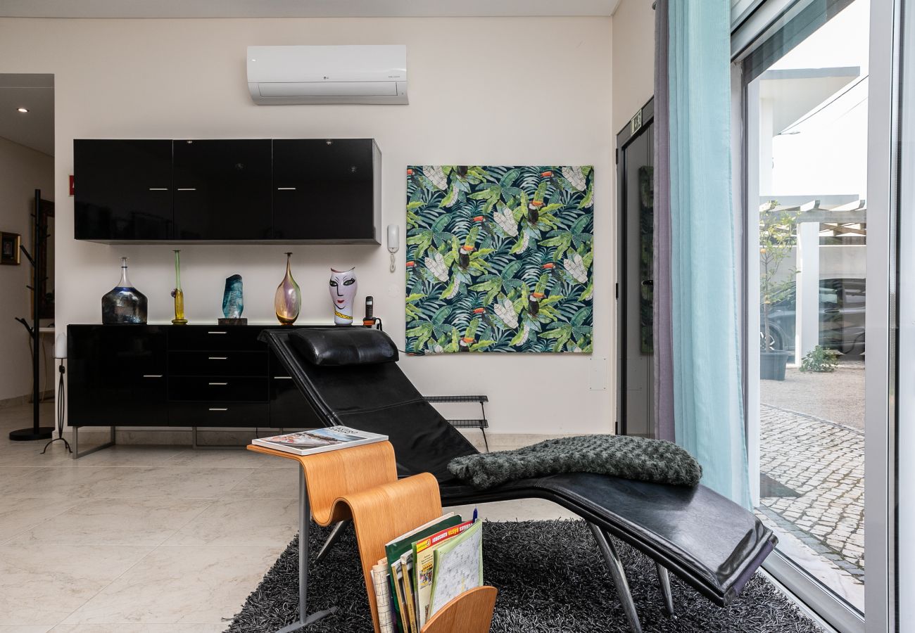 Villa em Altura - Refúgio Algarvio: Villa de Charme com Piscina Privada (4V4)